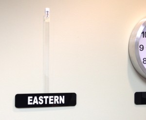 BRG Analog Time Zone Clock Hanger